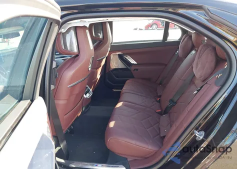 2024 BMW I7 M70 from USA, damaged, VIN WBY83EH00RCP70463